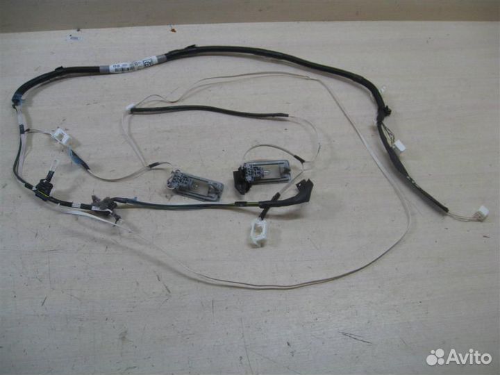 Проводка салона Toyota Avensis T27 2011