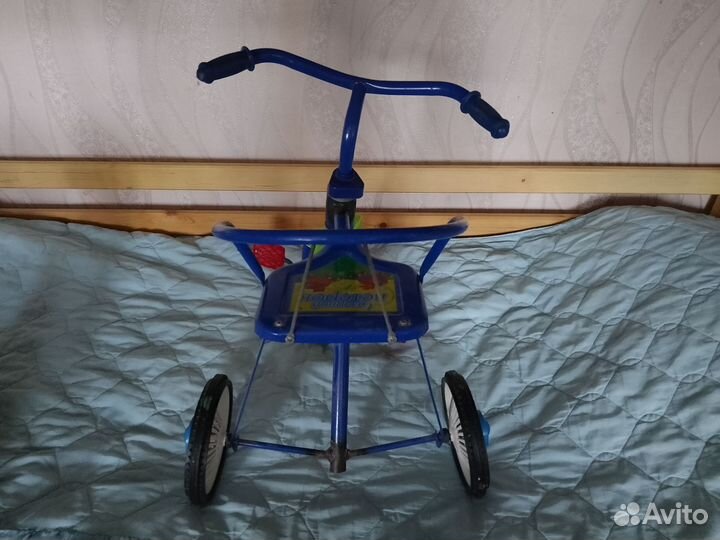 Детский трехколесный велосипед бу