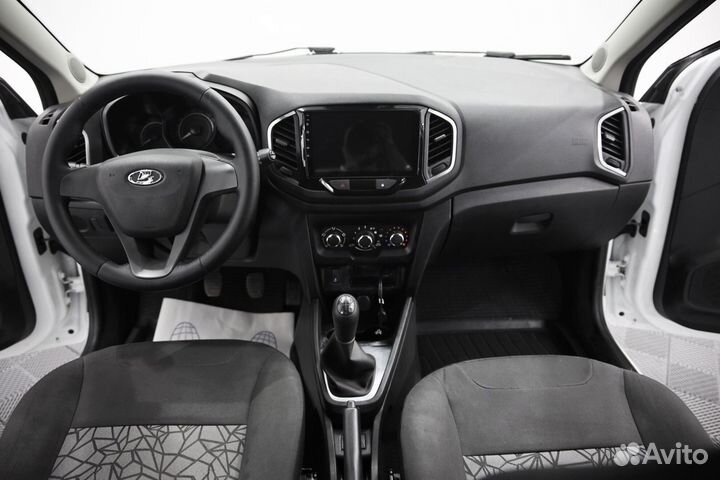 LADA XRAY 1.6 МТ, 2017, 100 000 км