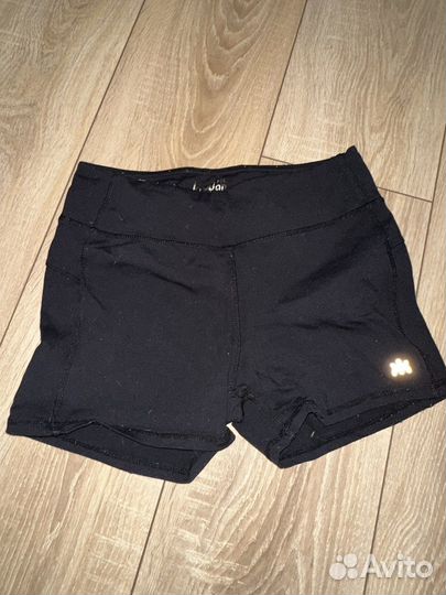 Шорты спортивные женские