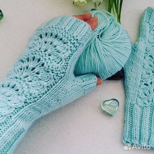 Комплект вязаный, демисезон(берет,митенки,бактус)