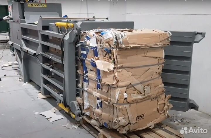 Горизонтальный пакетировочный пресс