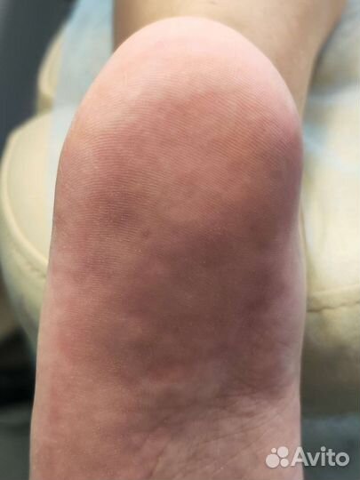 Маникюр и педикюр