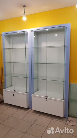 Стеклянная витрина стеклянный шкаф плюс столик купить в Санкт ...