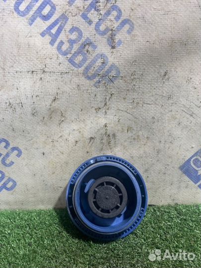 Крышка расширительного бачка Volkswagen Touareg