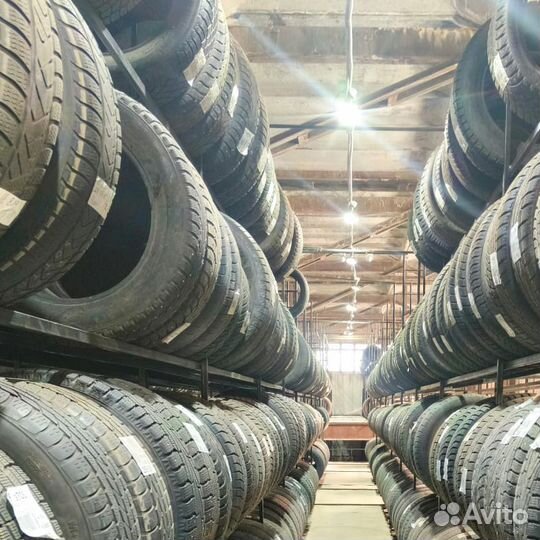 Bridgestone ST30 205/55 R16 91L