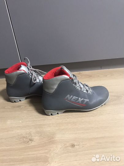 Беговые лыжи