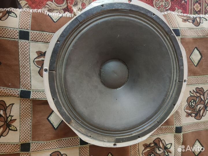 Динамик для сабвуфера 15 дюймов