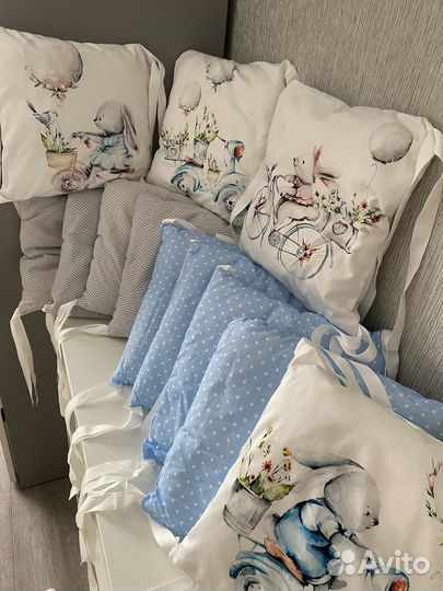 Бортики в кроватку