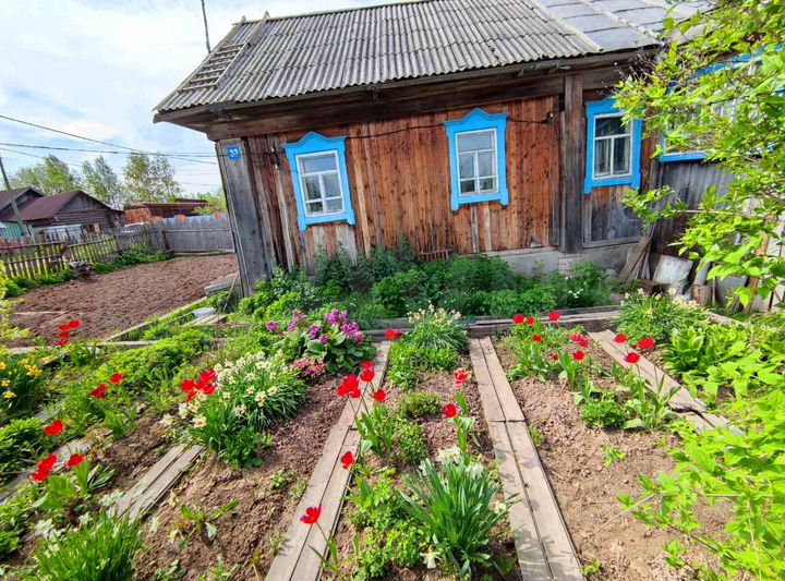 Дом 37,7 м² на участке 6 сот.