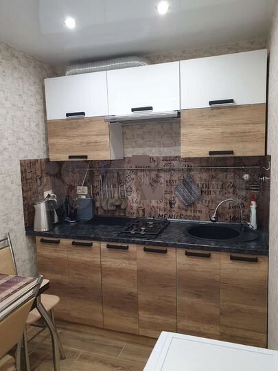 2-к. квартира, 43 м², 1/5 эт.