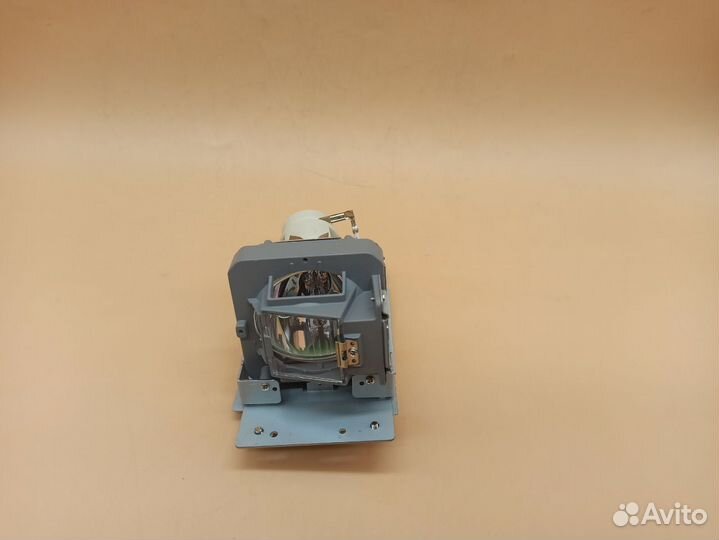 С дефектом 836348 Лампа для проектора