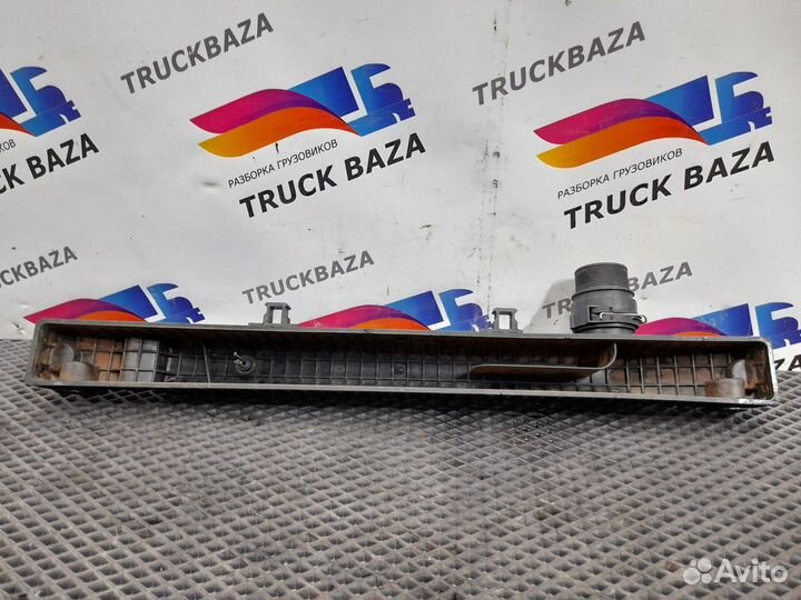 Бачок радиатора верхний Iveco Stralis