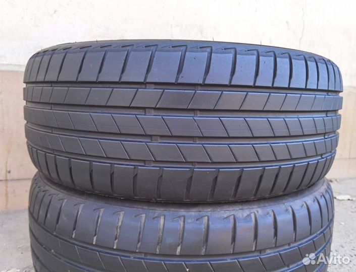 Bridgestone Turanza T005 215/50 R17 95H