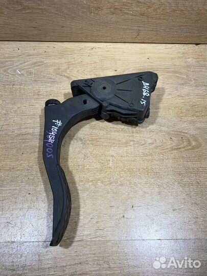 Педаль газа Audi A6 C6 301005