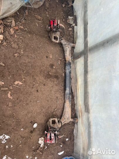 Задняя балка на приору в сборе