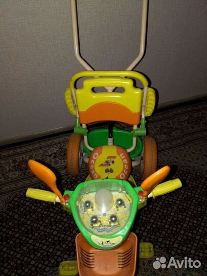 Трехколесный велосипед