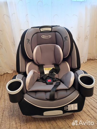 Автомобильное кресло