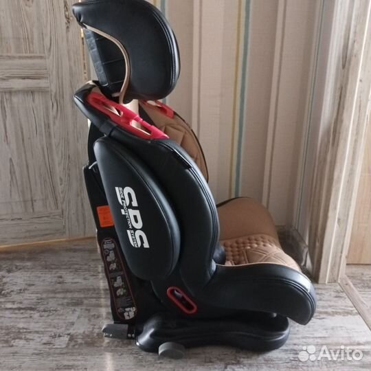 Olsson автокресло