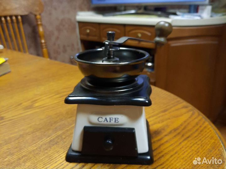 Ручная мельница для кофе