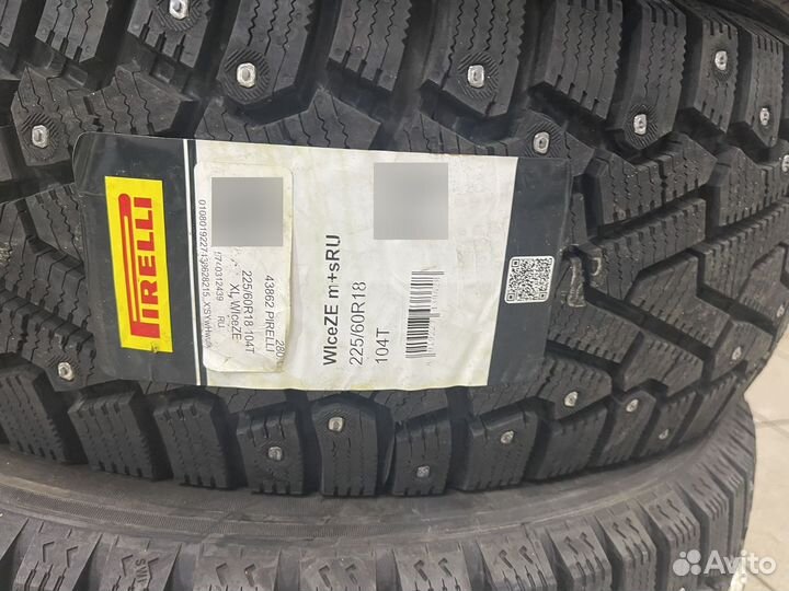 Pirelli Winter Ice Zero 225/60 R18 104T