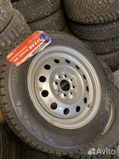 Bridgestone Blizzak Spike-01 175/65 R14