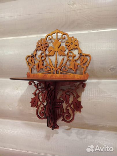 Полка для икон деревянная резная