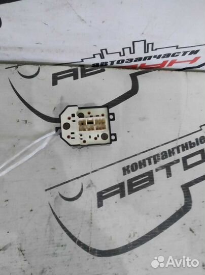 Блок управления зеркалами mazda eunos 500 eunos 80