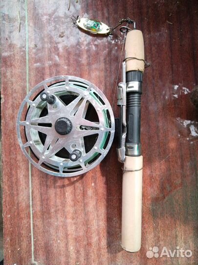 Катушка рыболовная бу