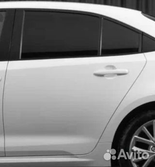 Задняя дверь левая Toyota Corolla