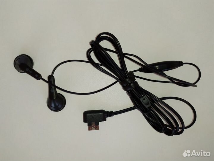 Наушники LG, новые