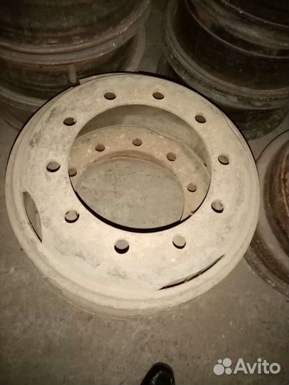 Продам диски