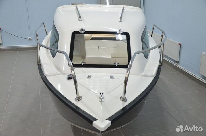 Катер Corvet 500 HT