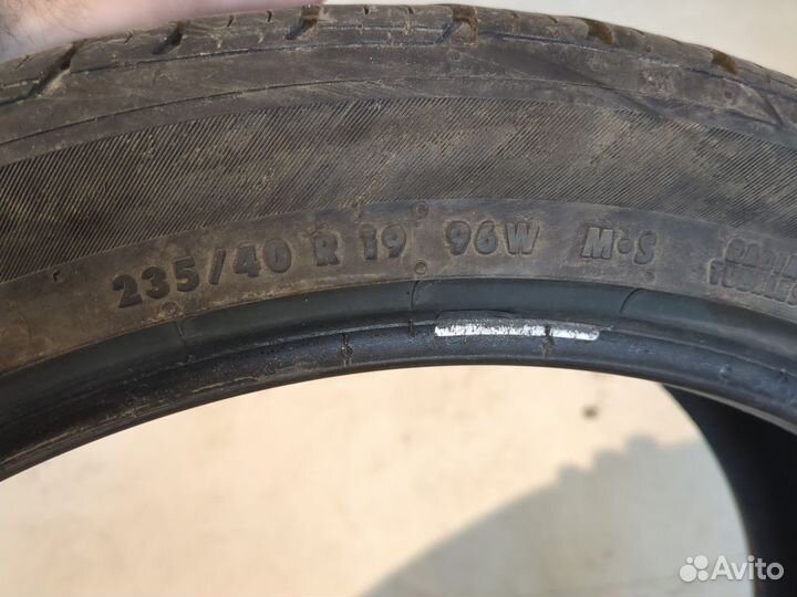 Continental ContiProContact 235/40 R19 96W