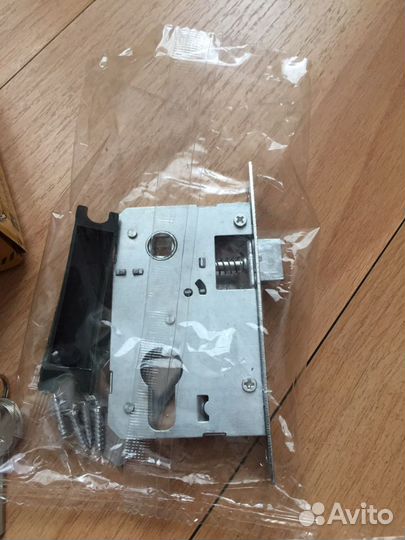 Замок на дверь