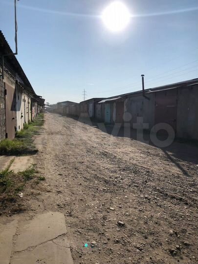Гараж, > 30 м²