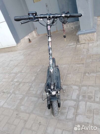 Самокат взрослый электрический бу