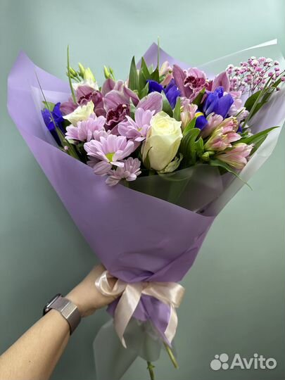 Сборный букет в сиреневых тонах