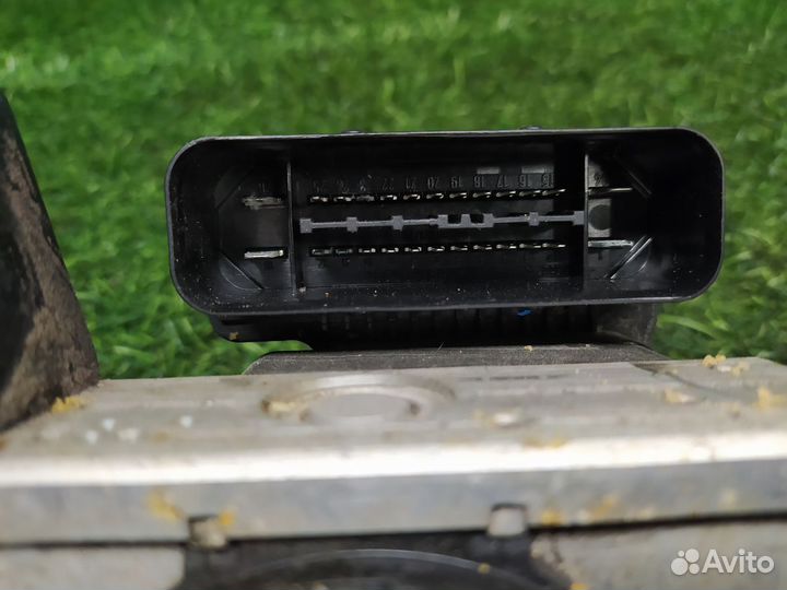 Блок ABS Ford Focus 3