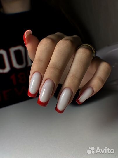 Маникюр и педикюр на дому