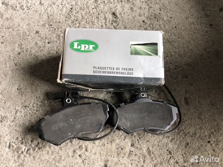 Колодки тормозные audi vw 05P979