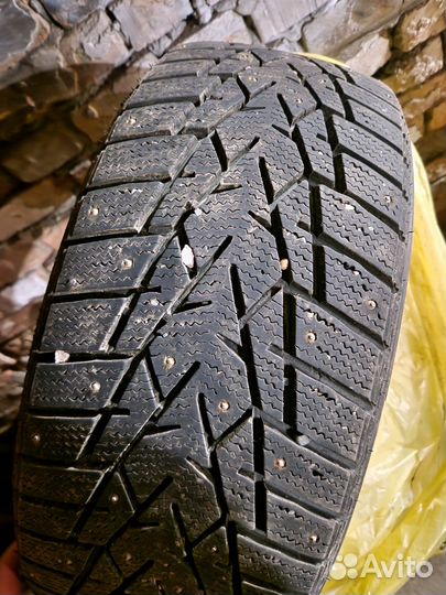 DoubleStar DW01 215/50 R17 L