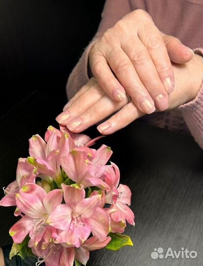 Маникюр педикюр окрашивание коррекция бровей воск