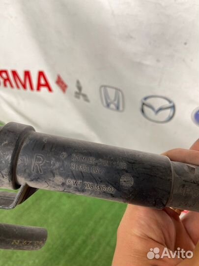 Форсунка омывателя фары правая Mercedes E-Class