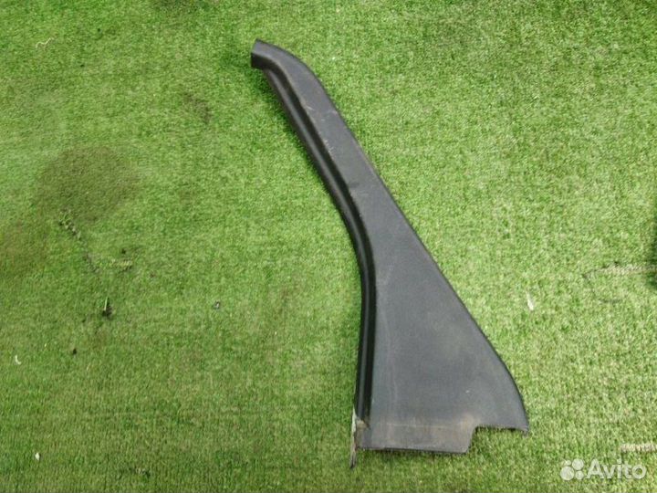 Накладка двери задняя правая Ford Focus 2