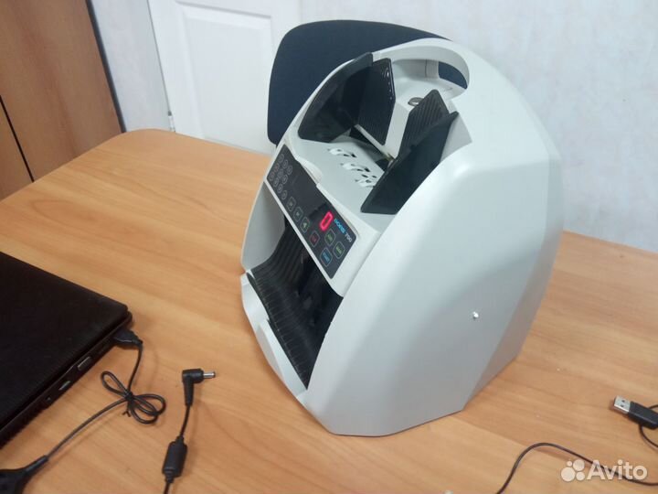 Счетчик детектор денег dors 700