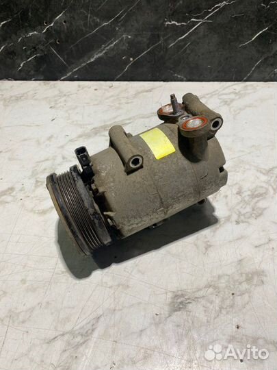 Компрессор кондиционера Ford Focus pnda 2014