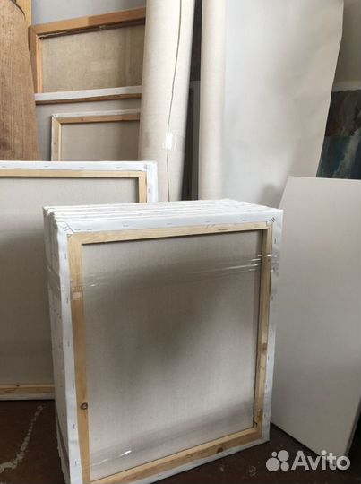 Холст на подрамнике, холст в рулонах