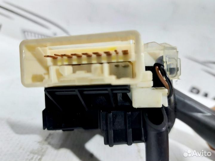 Переключатель поворотов подрулевой RAV 4 2000-2005
