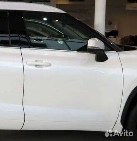 Передняя дверь правая XU70 Toyota Highlander